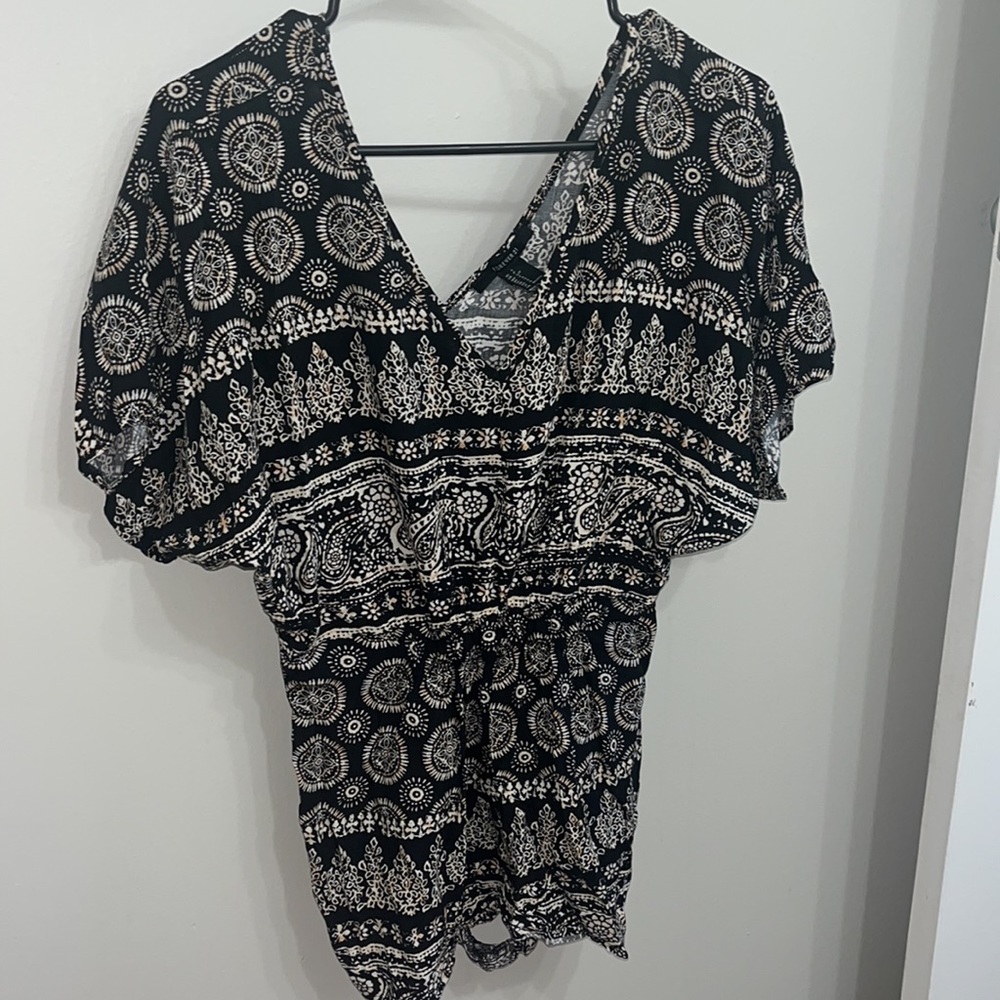 Short sleeved romper